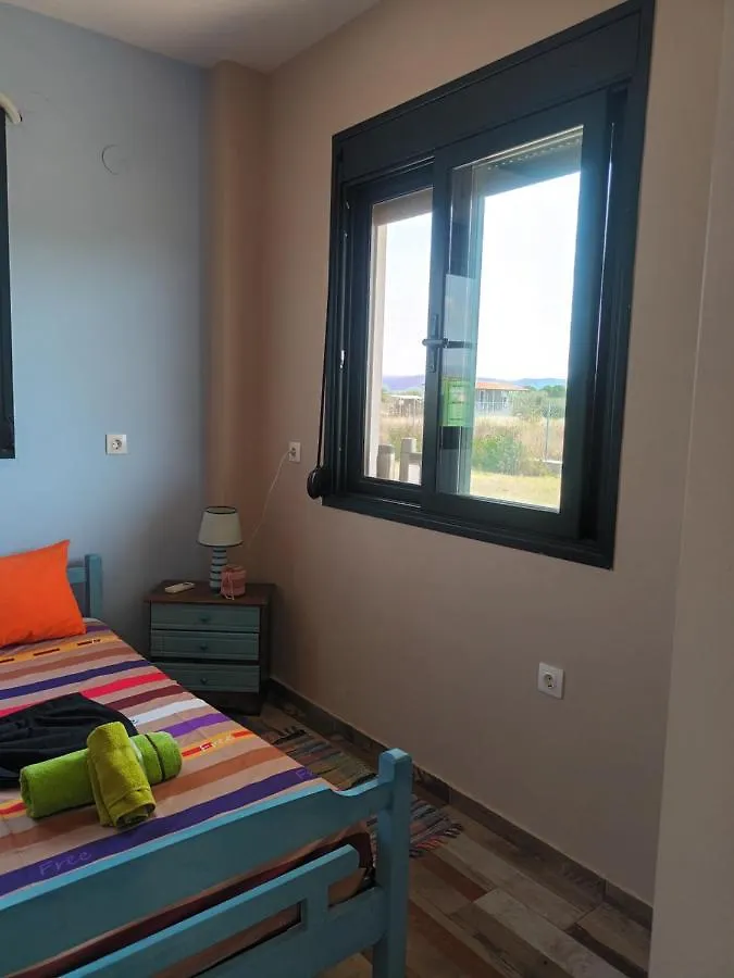 Hara'S Apartments Psakoudia Villa
